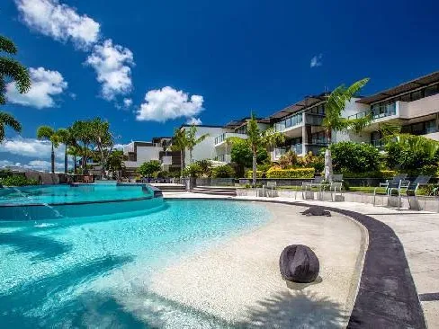 Spacious, Light Filled Apartment