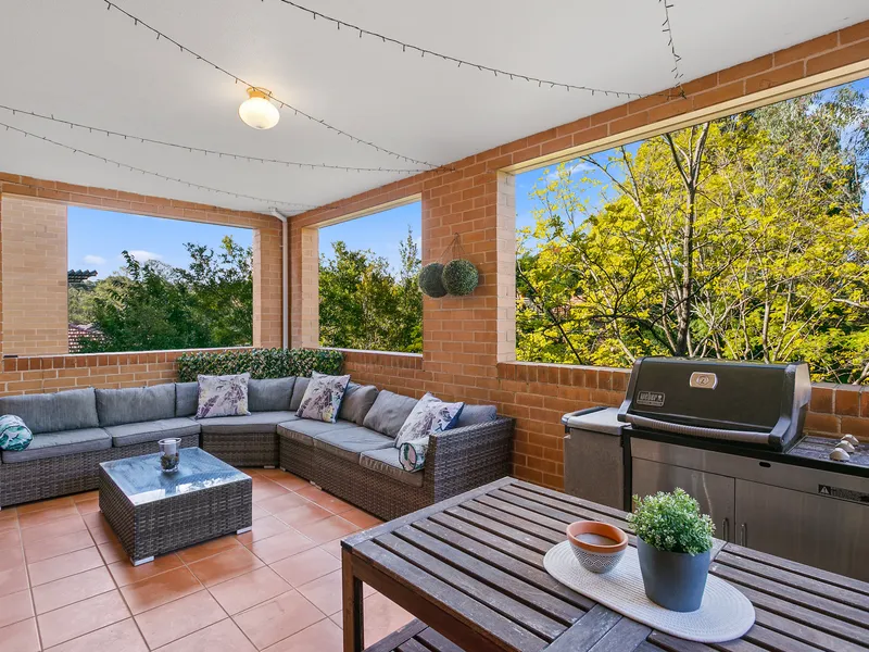 Modern, Spacious and Perfect for Entertaining