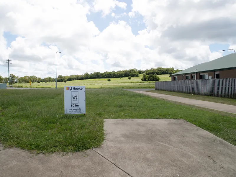 YOUR place to belong MACKAY'S NORTHERN BEACHES - Happier Brighter Future @ 21 Burleigh Court  'Blacks Beach'