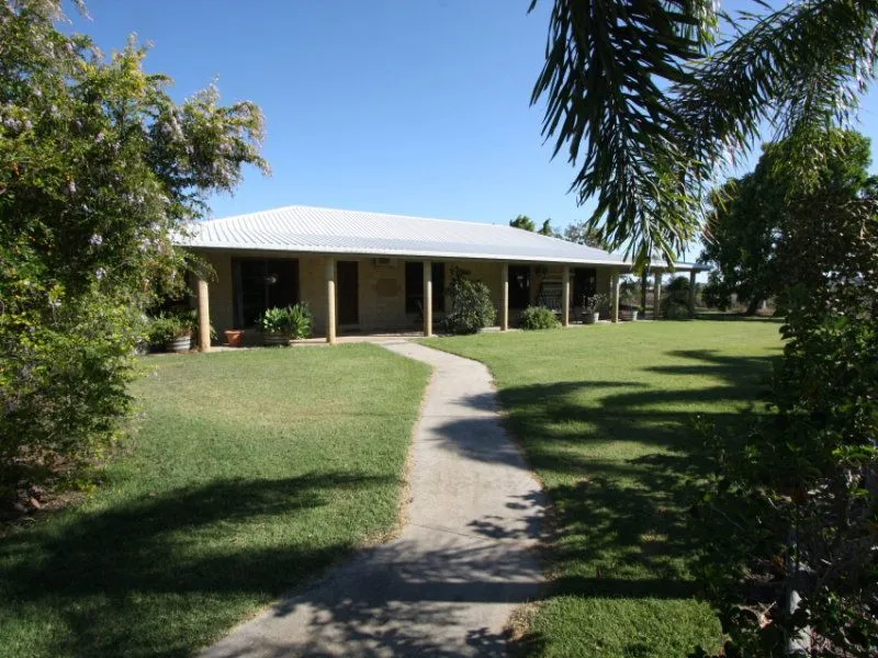 20 ACRES - HOME - SHEDS - BORE