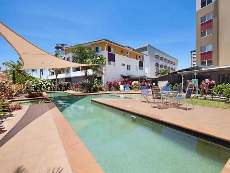 FANTASTIC UNIT & VIEWS