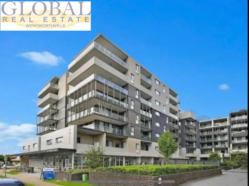 Stone Throw from Nepean Hospital