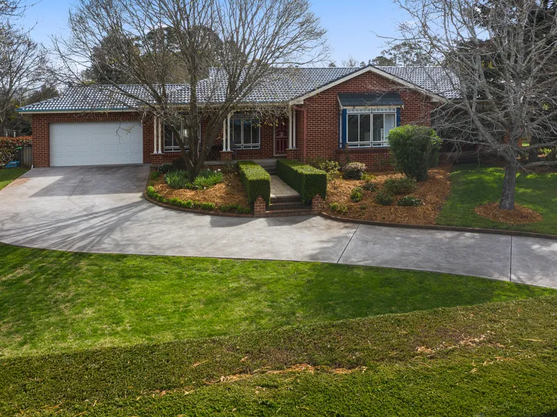 A Superb Home of Elegance, Proportion and Comfort