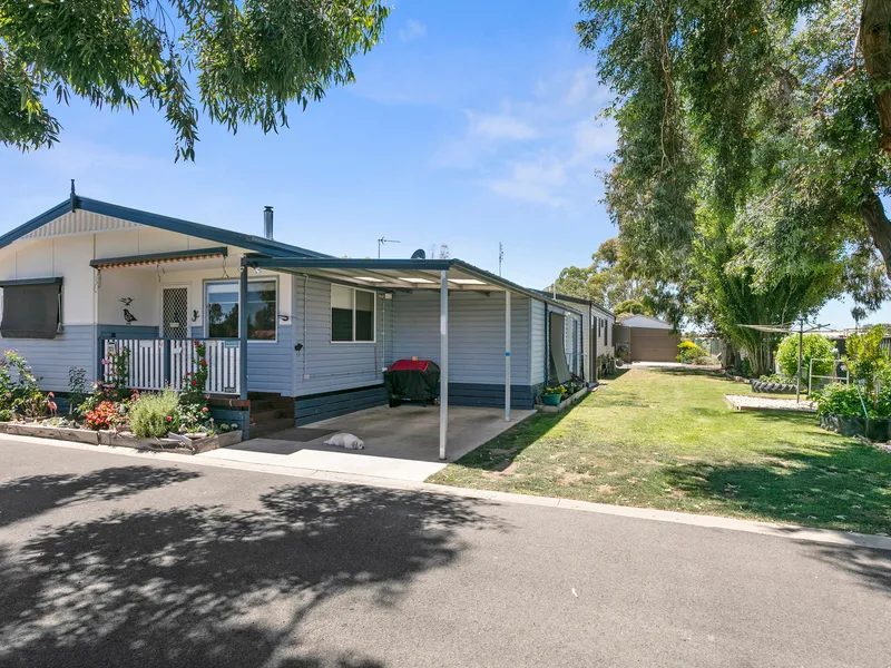 Great Unit In Tourist Park