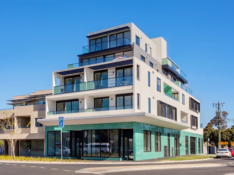 Boutique Sophistication with Balcony Brilliance