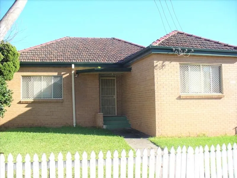 2 BEDROOM VILLA FOR LEASE IN A CENTRAL LOCATION