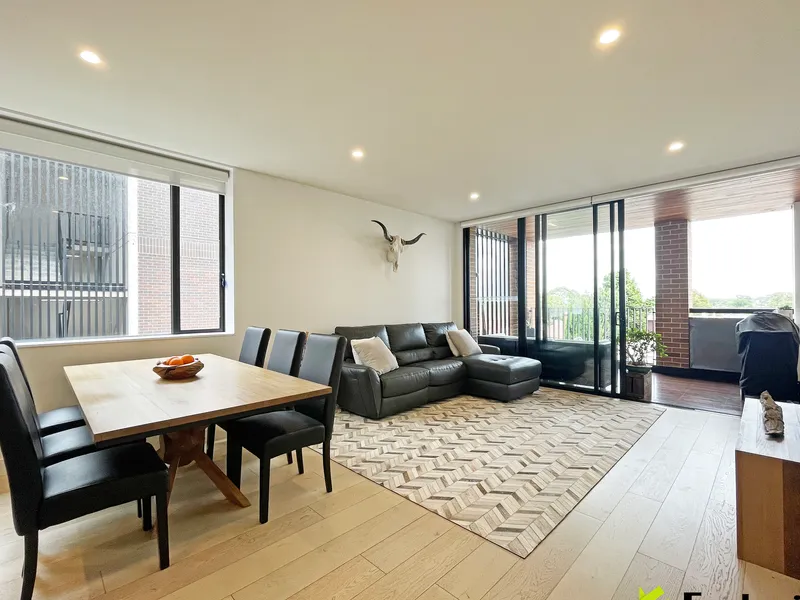 Executive Living with Lovely Views