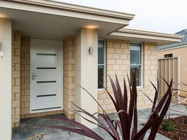 Modern 4x2 with Separate Family Room, Across From Park