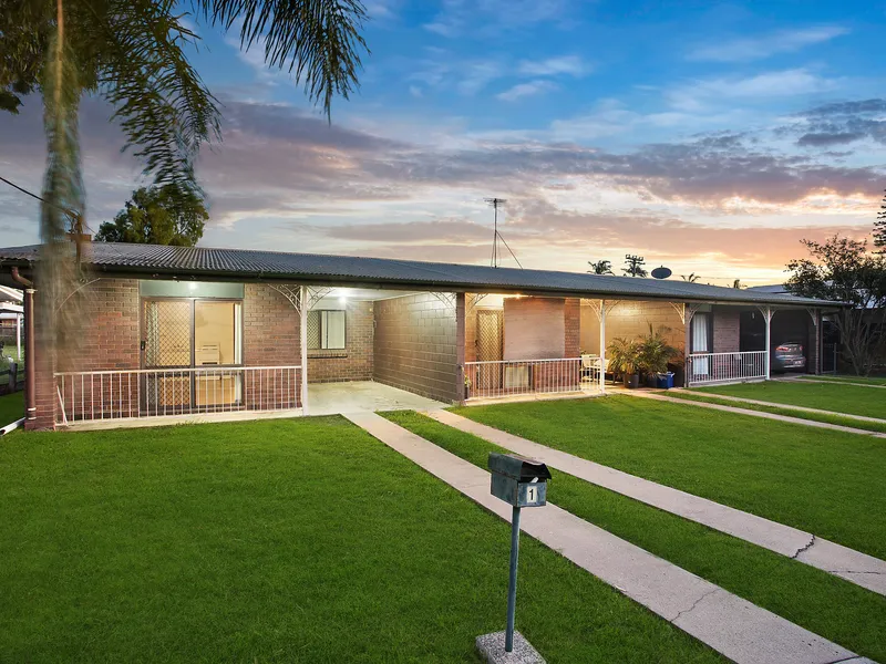 Strata titled Kawana triplex represents rare investment opportunity