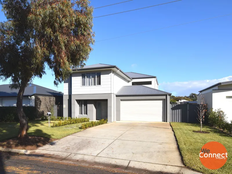 Luxurious and Spacious 4 Bedroom Home Located in Peaceful Pasadena