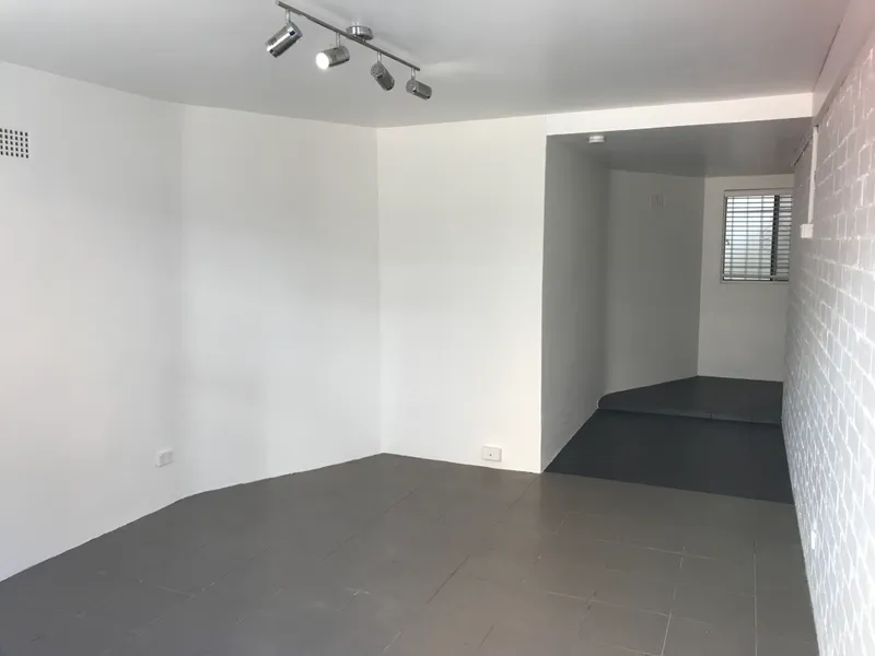 RENOVATED STUDIO!