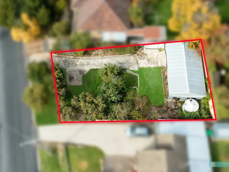 Central block of 556m2 perfect for your new home