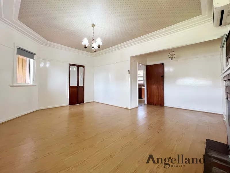 Large 3 Bedroom Family Home