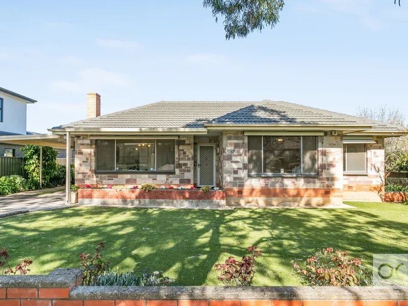 Wonderful opportunity in this booming near city suburb