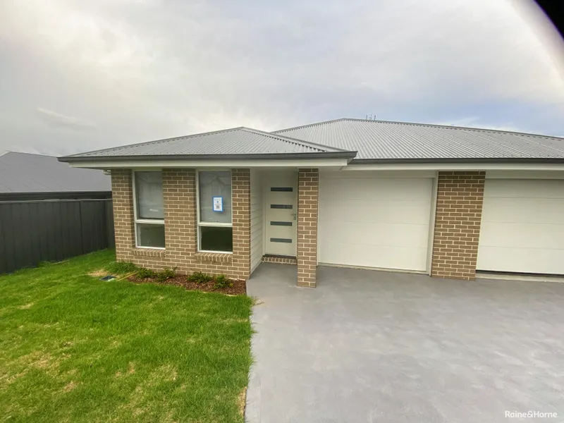 Brand New Duplex Close to Services
