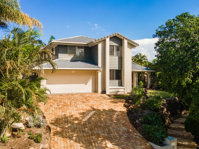 Rare opportunity in the exclusive Aspley Grove Estate