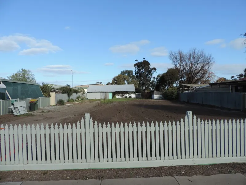 VACANT BUILDING ALLOTMENT