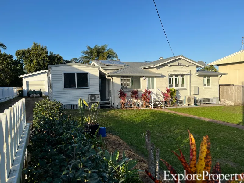 Renovated and Dual living!!