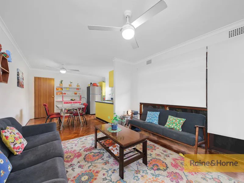TRANQUIL & CONVENIENT LOCATION !!!