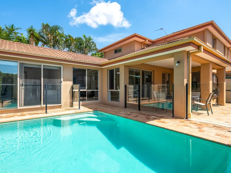 Luxurious Tranquillity - Your Dream Family Home Awaits