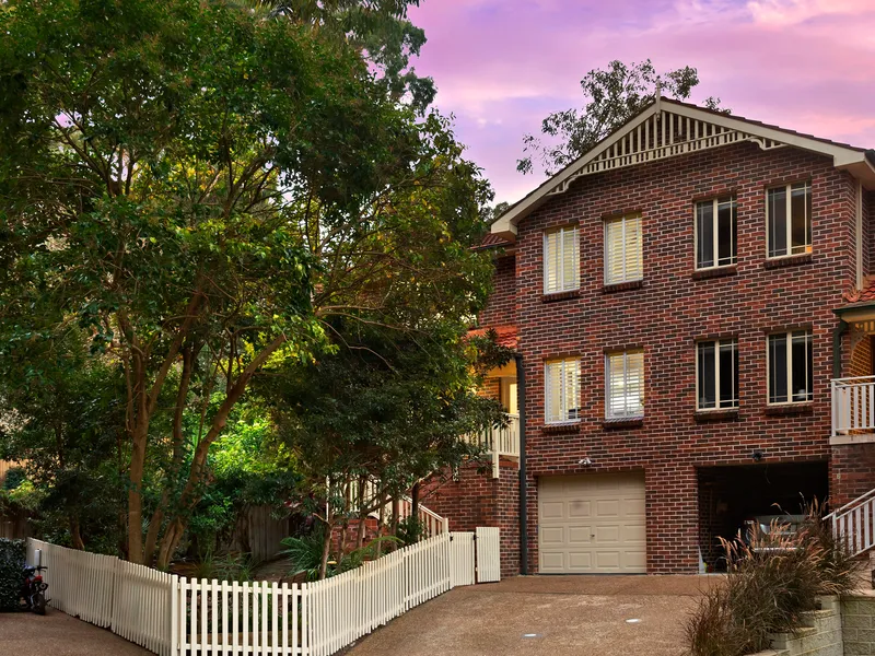 House-like townhome with eclectic elegance