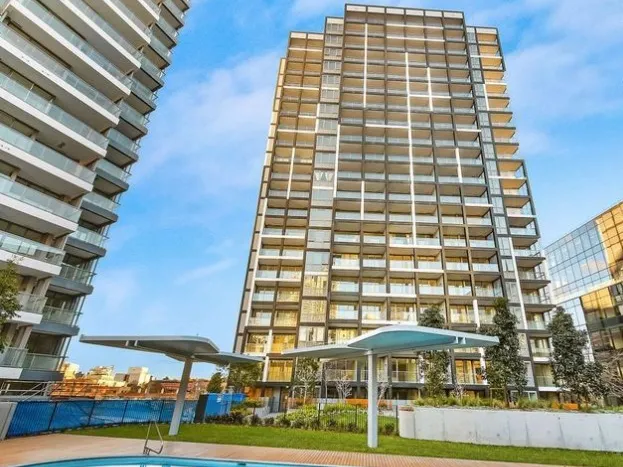 One Bedroom Apartment in Darling Square