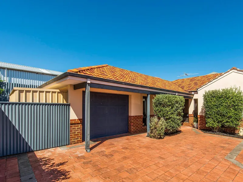 PERFECT SECURE LOCATION IN MYAREE 