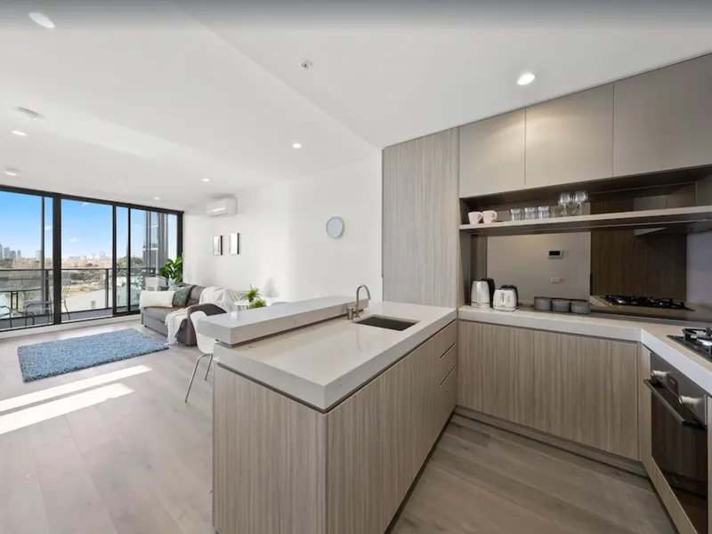 FULLY FURNISHED Spacious & Modern 2BR Apt in the Heart of Port Melbourne