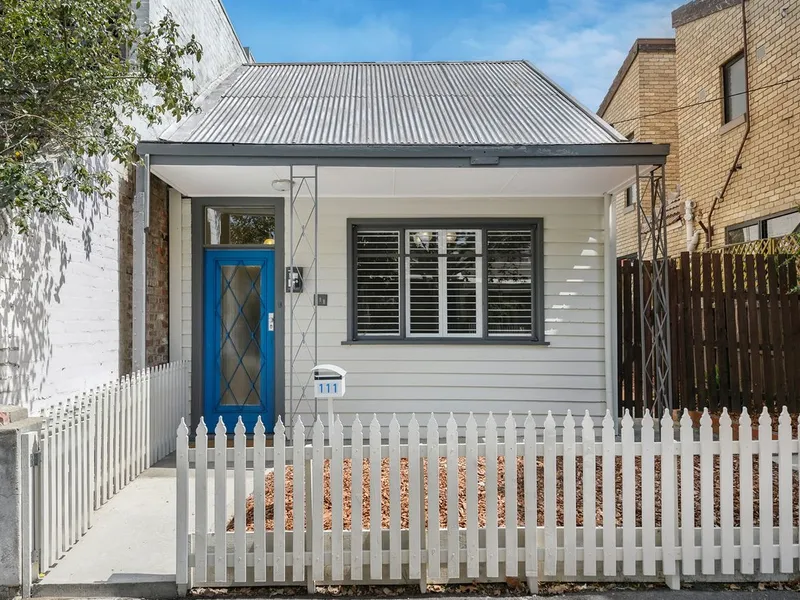 PERFECT POSITION - 2 BEDROOM HOME