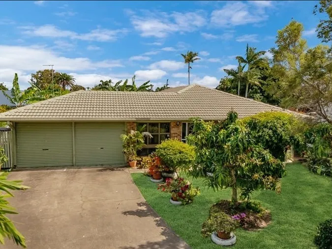 CENTRALLY LOCATED FAMILY HOME IN MUNDINGBURRA