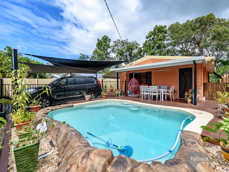Awesome position, granny flat potential, room for boat, cars, caravan.