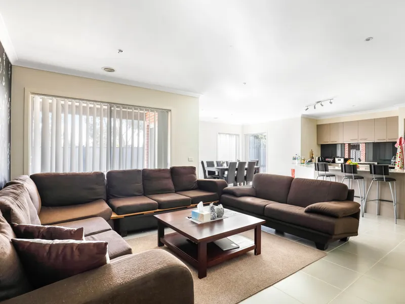 Quality 4 bedroom Family Home!