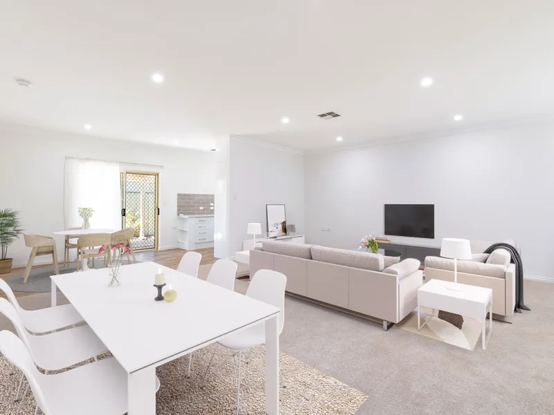 Spacious independent living unit, perfect for the retiree requiring a little extra space!