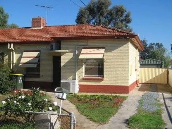 4 bedroom Cottage Style House.