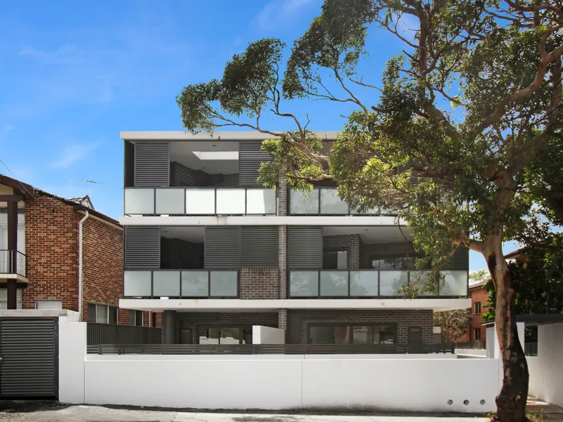 Near New Boutique Block in Convenient Locale