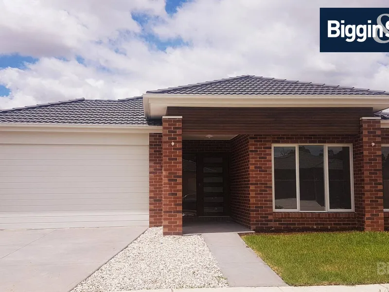Brand New 28sq Masterpiece on 490m2!