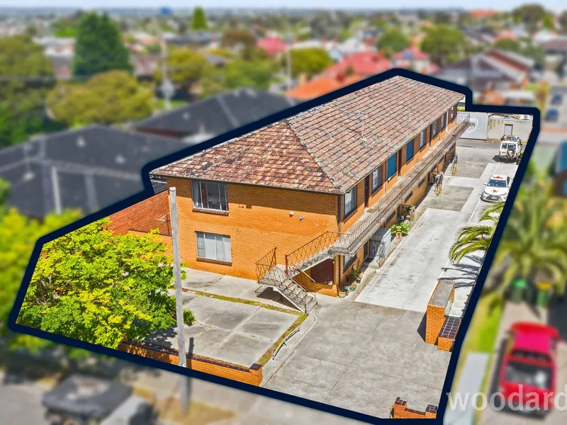 Rare Mid-Century Block of Eight in a Winning Location