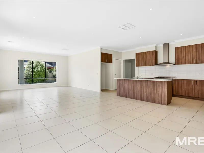 Resort Style living in Point Cook