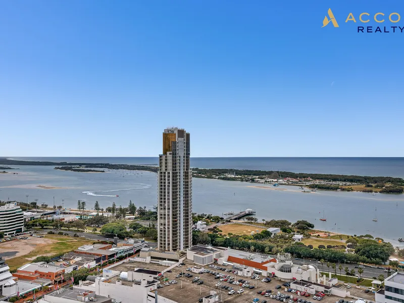 Mantra Residences @ Southport Central - High Floor with Ocean Views