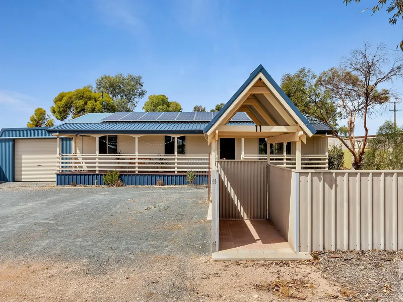 BUY TODAY & MOVE IN TOMORROW