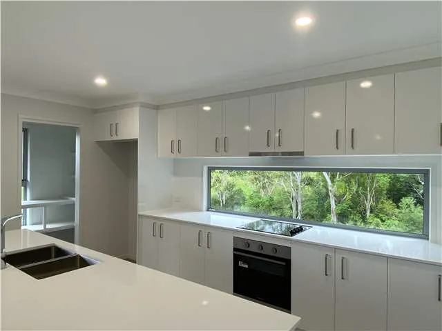 Stunning Brand New 2 Storey Home! Book an appointment for inspection today, it will not disappoint!