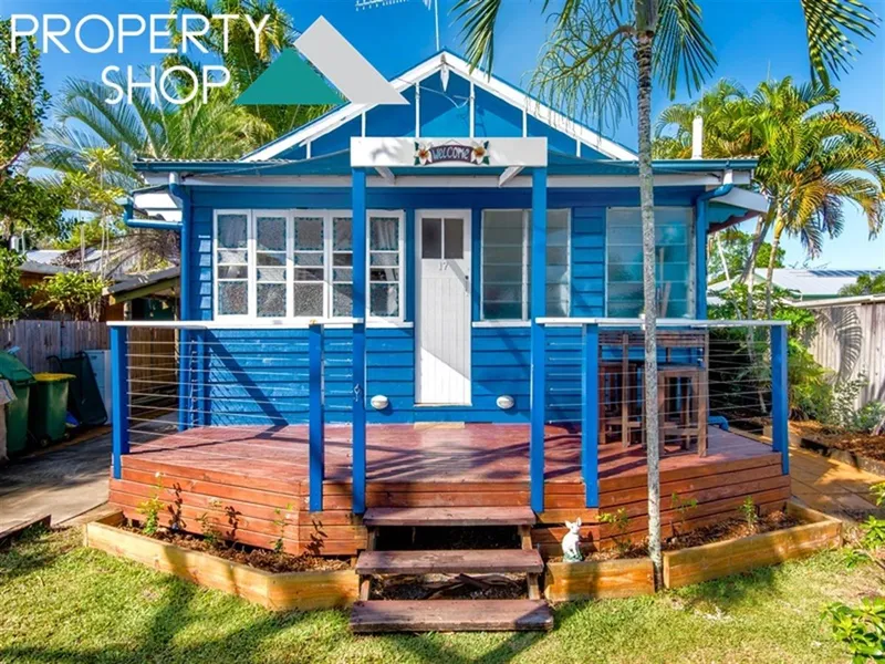 CUTEST COTTAGE ON THE BEACHES!