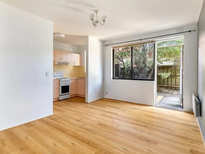 Owner pays water & 1 month free rent!