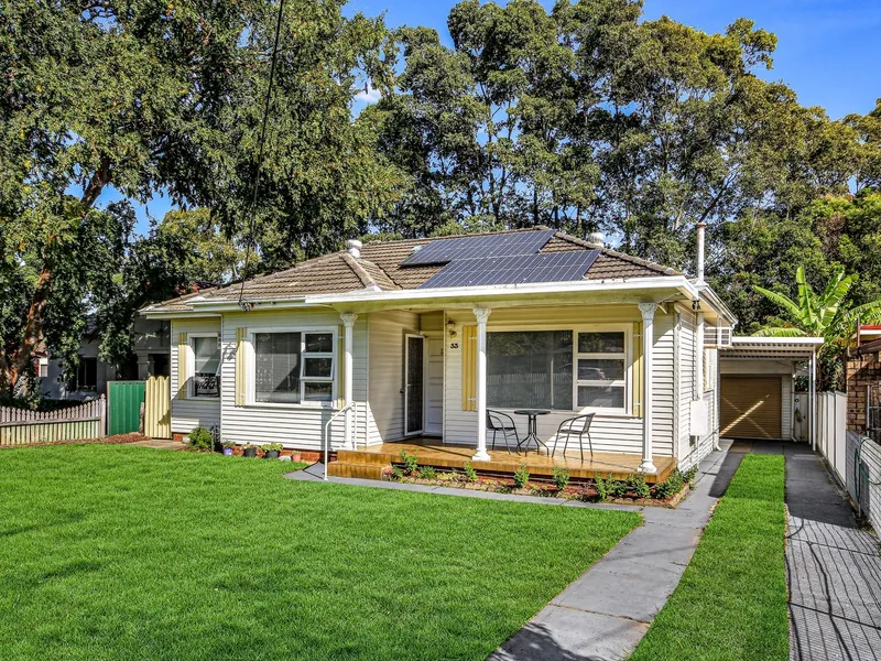 UPDATED SINGLE STORY HOME IN A BLUE-RIBBON LOCATION