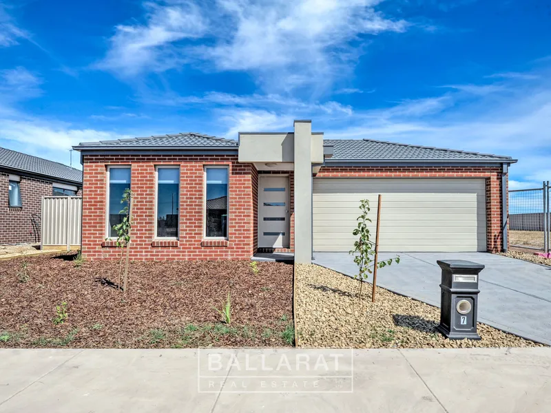 NEAT & TIDY 4 BEDROOM HOME ON A GREAT SIZED BLOCK