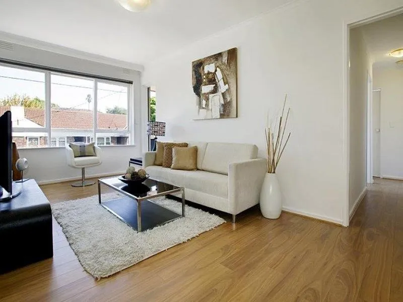 Light & bright two bedroom delight