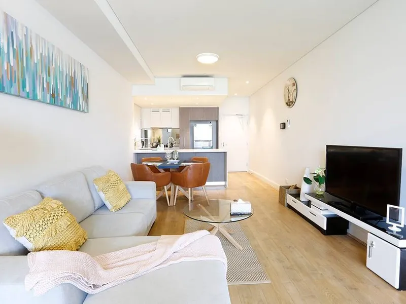 Amazing two bedrooms apartment for lease! Furnished!