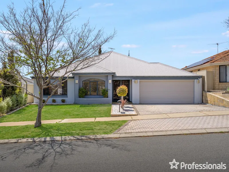 SIMPLY STUNNING SETTLERS HILLS HOME