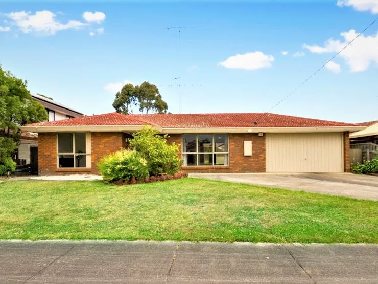 SPACIOUS HOME WITH A HUGE BACKYARD