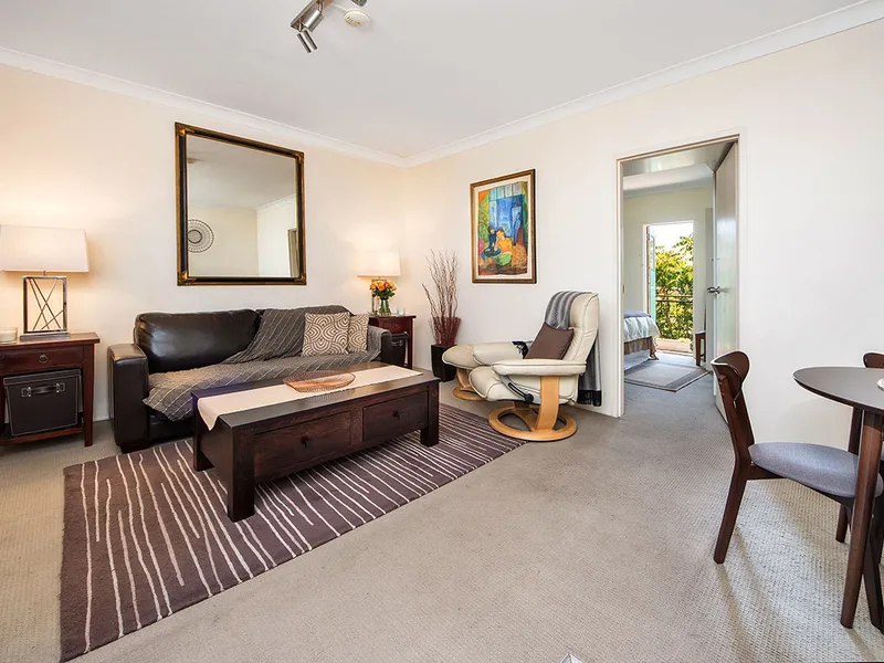 Furnished One Bedroom Apartment with Views